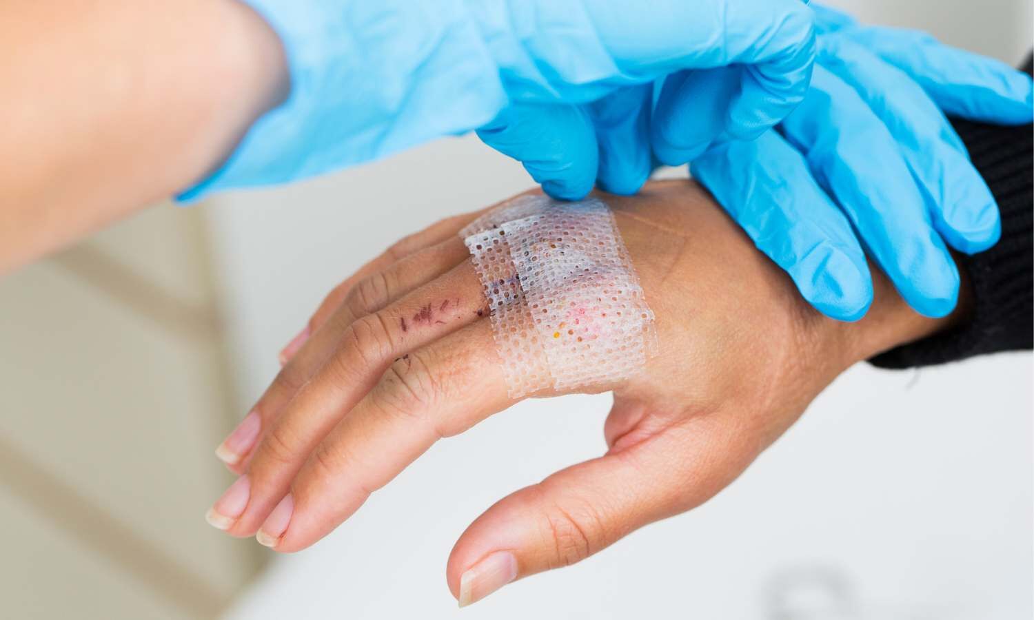 Wireless Smart Bandage May Help Heal Chronic Refractory Wounds