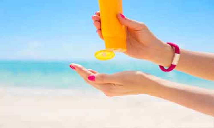 Sunscreen use not associated with significant risk of benzene exposure, study finds