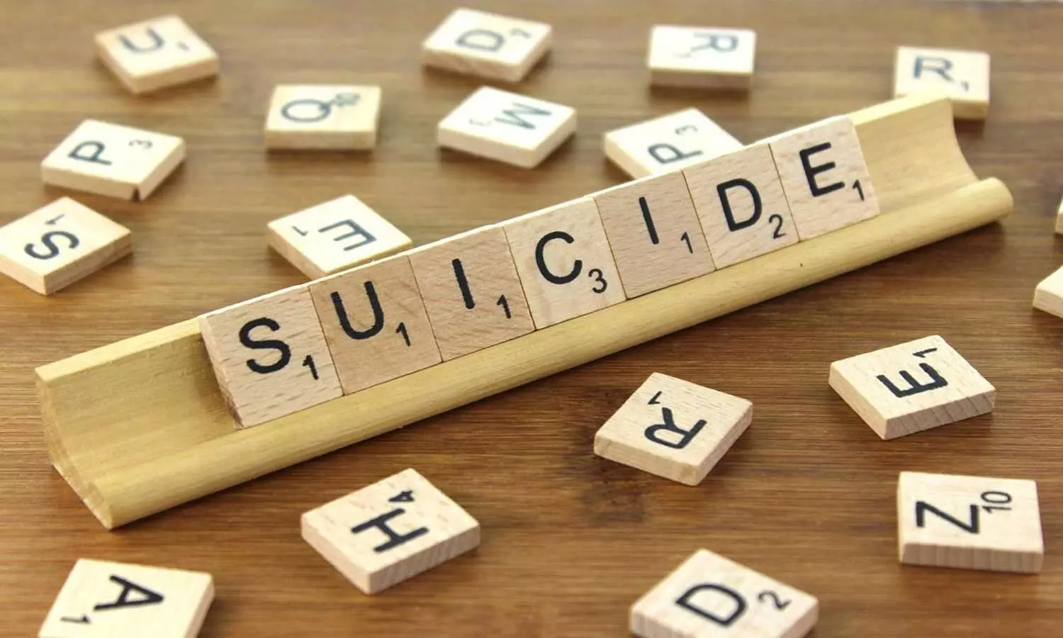 Depressed over fathers death due to covid, MBBS aspirant allegedly commits suicide