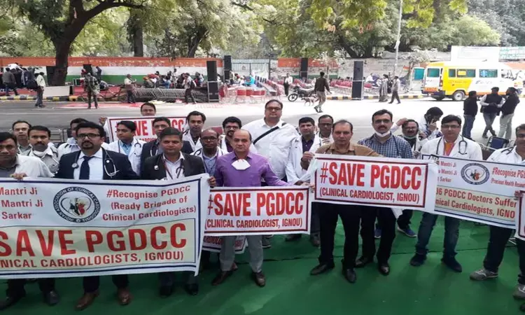 Save PGDCC: Hundreds of doctors take to streets of Delhi opposing MCI de-recognition of Degrees