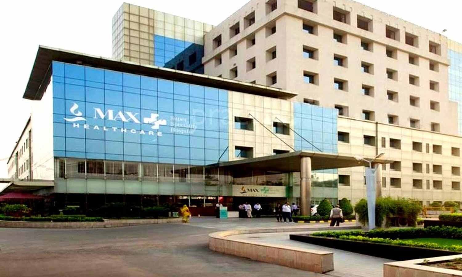 Max Vaishali Hospital sealed after Oncologist tests corona positive, movement of doctors, staff restricted