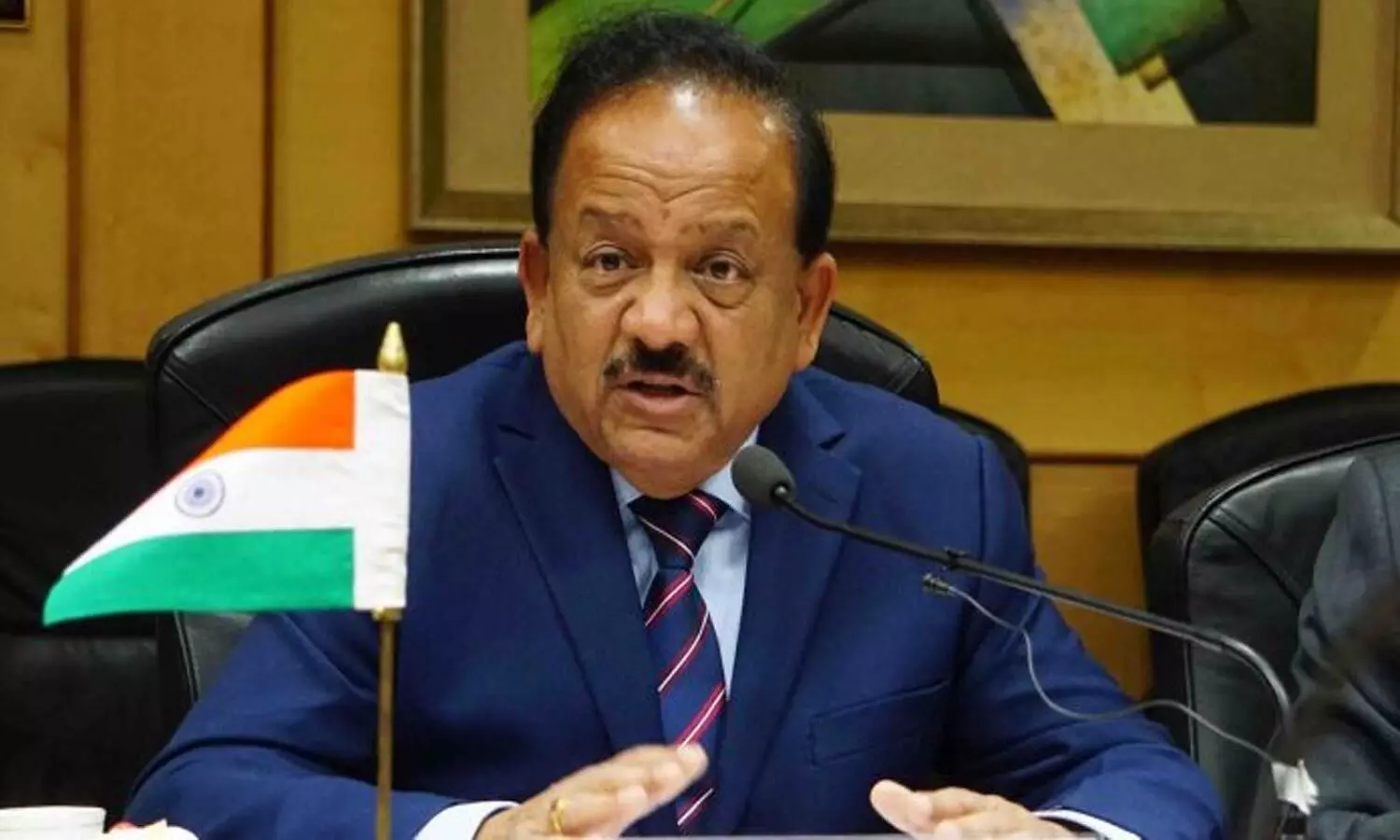 Atmanirbhar Bharat: Dr Harsh Vardhan interacts with MP CM on State-specific Health concerns