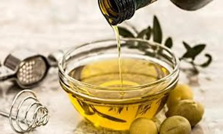 Higher olive oil intake associated with lower risk of all cause mortality