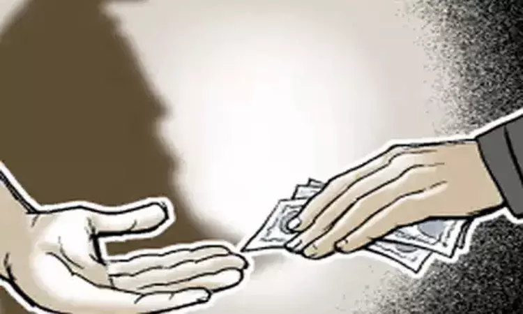 MP: Govt doctor, compounder booked for taking Rs 10,000 as bribe