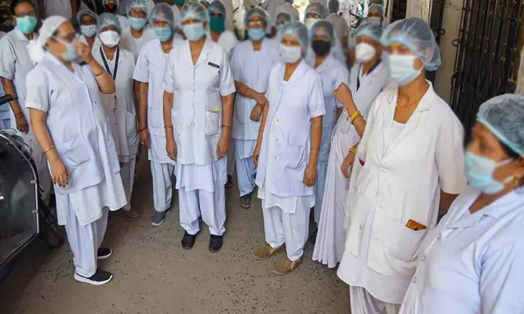 AIIMS Nurses Union write to Director Guleria demanding strict implementation of uniform 4-hour shift