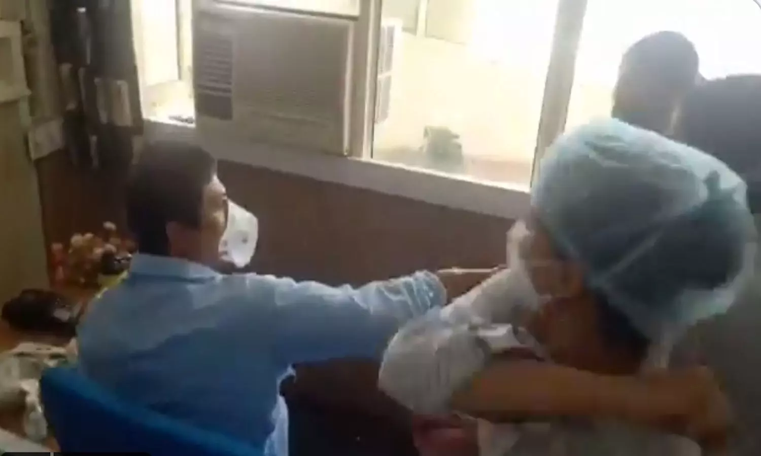 In India Doctor Forces Nurse To Sex Videos - Viral Video: Panchkula Hospital Doctor being beaten by nurses after sexual  harassment allegations