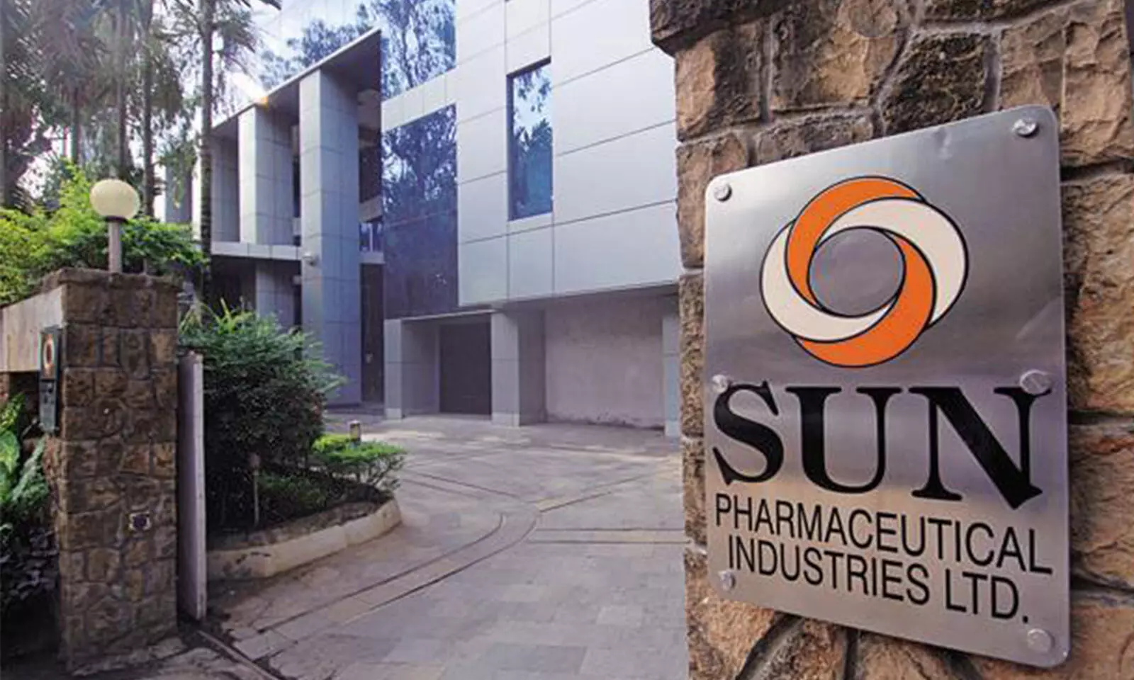 Sun Pharma net profit up 43 percent at Rs 2,061 crore in Q1
