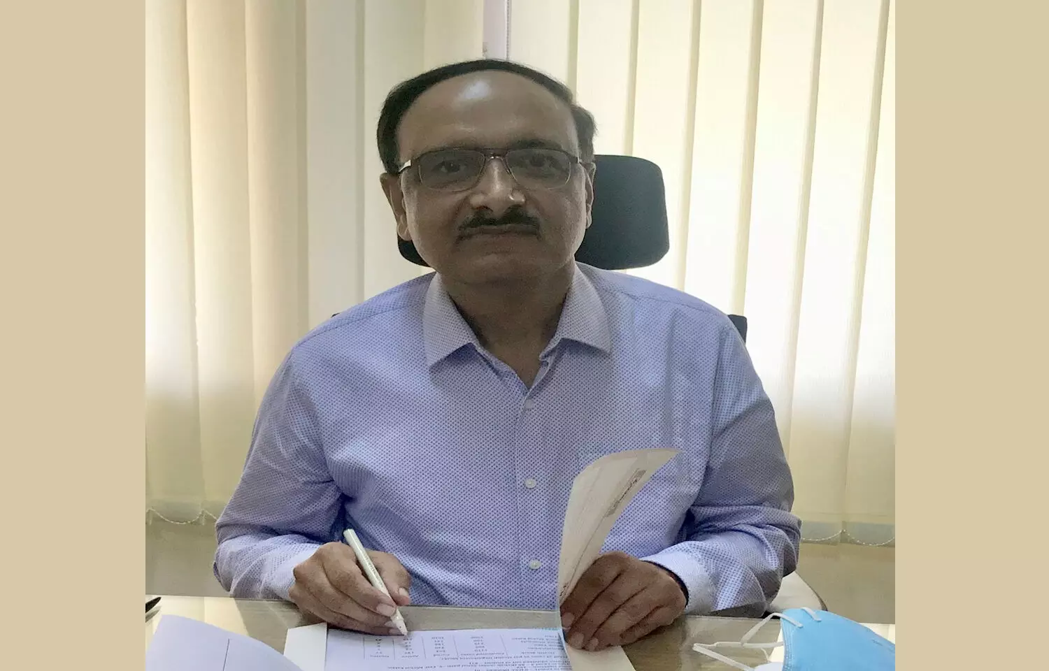 Ophthalmologist Dr Sukhjeevan Kakkar takes charge as Ludhiana civil surgeon