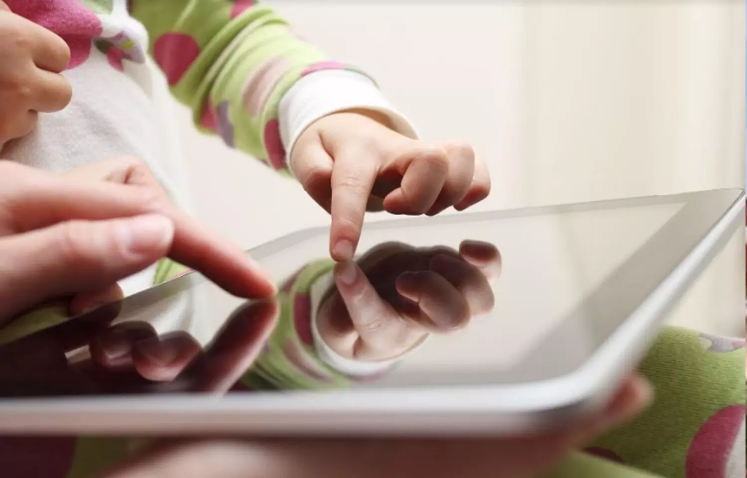 Toddlers who use touchscreens may be more distractible