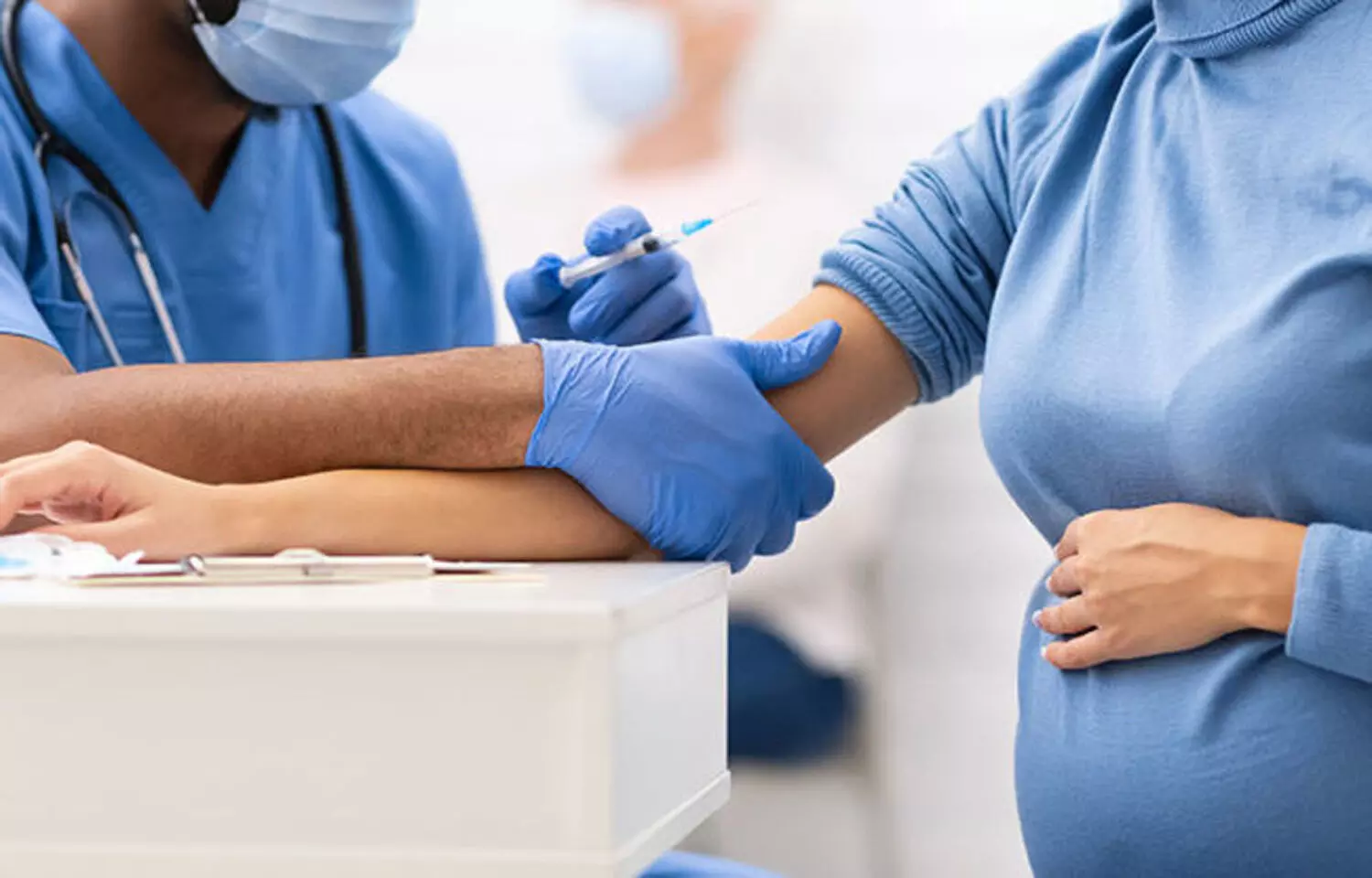 ACOG and SMFM recommends all pregnant women to get COVID-19 vaccination