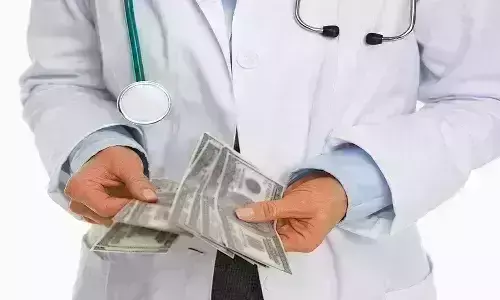 Kerala doctors to go on token strike over pay revision