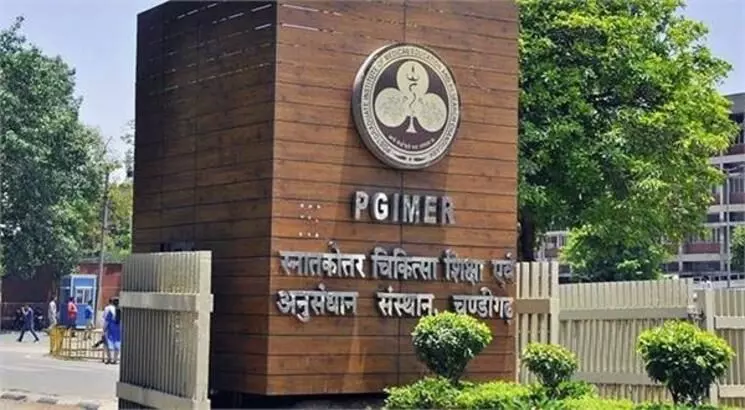 Mansukh Mandaviya holds meeting with PGIMER Director, others