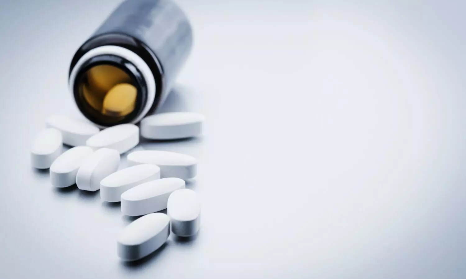 Aurobindo Pharma, MSN seek CDSCO panel nod to cease Molnupiravir trial on moderate COVID patients