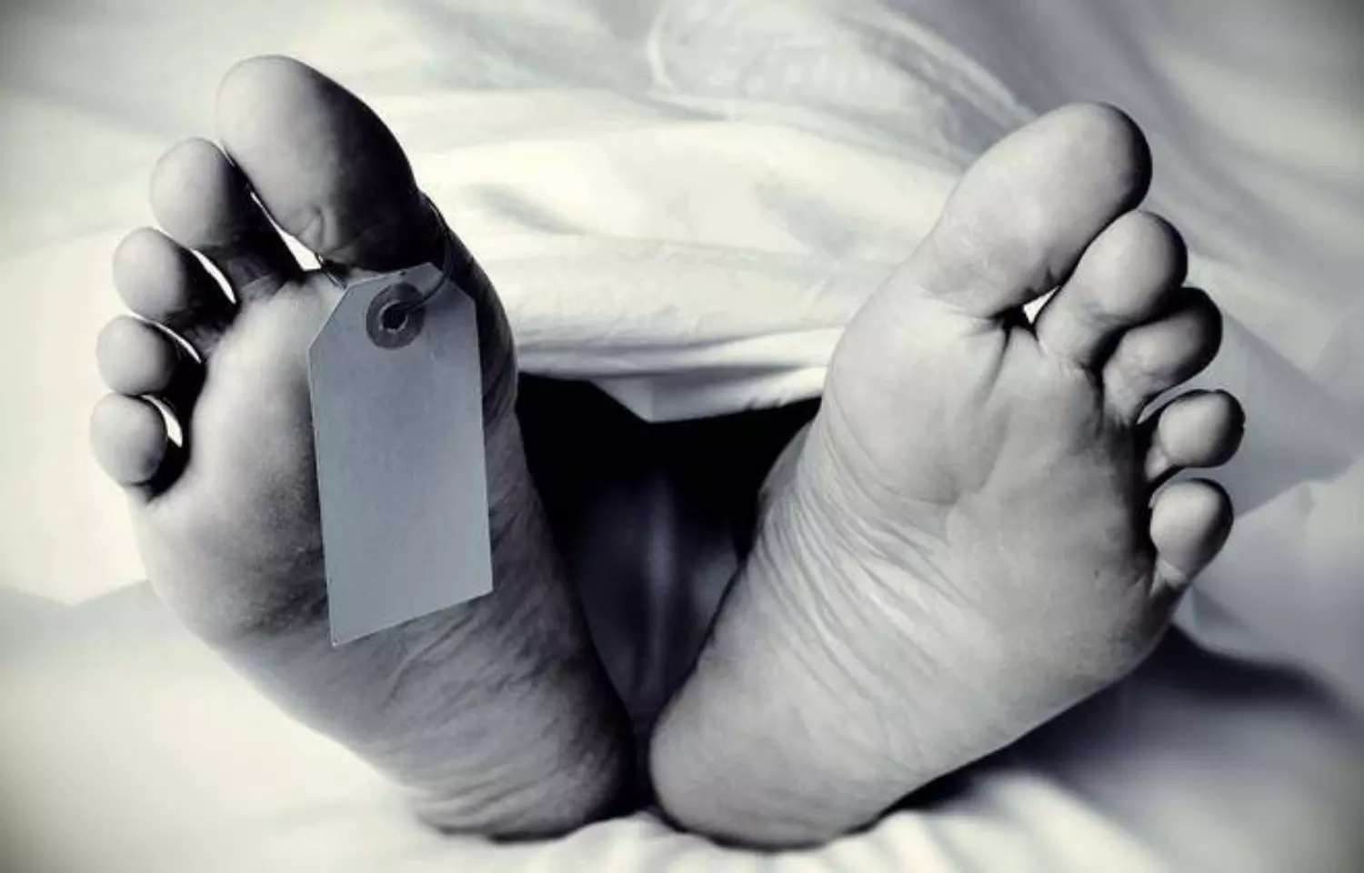 Karnataka: Bodies of 2 COVID victims found rotting in ESIC mortuary