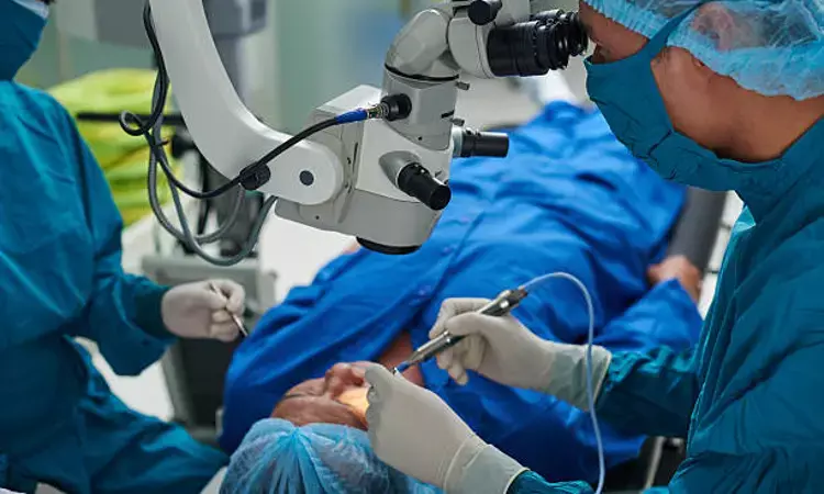 Cataract surgery not tied to risk for developing late-stage AMD: Study