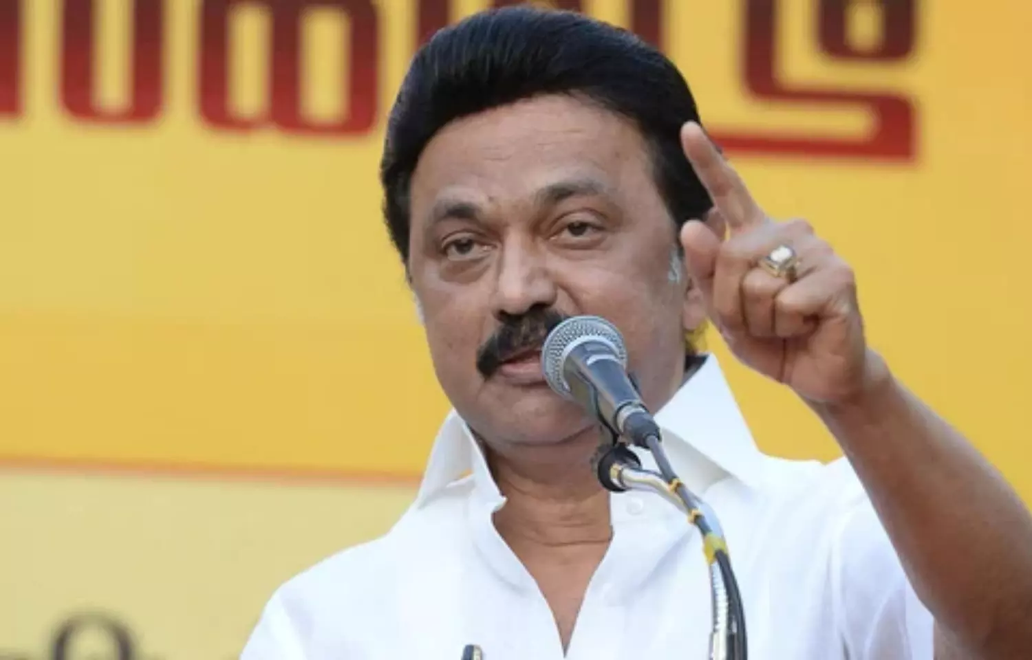 Tamil Nadu CM inaugurates medical centers at 7 temples