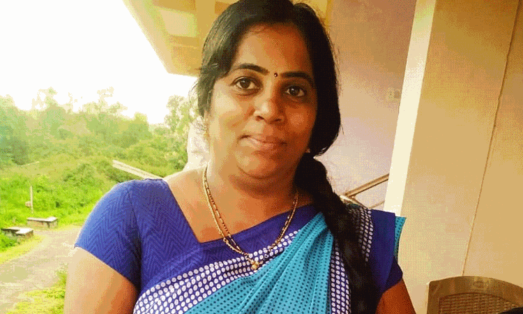 Female Doctor found dead in Karnataka, police suspects suicide