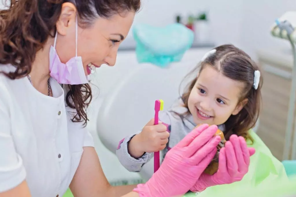 Pediatric dentistry in virtual world has significant learning potential in addition to traditional teaching