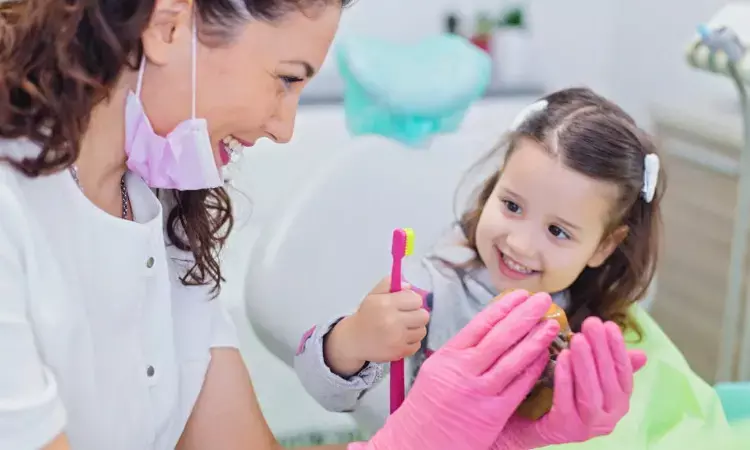 Pediatric dentistry in virtual world has significant learning potential in addition to traditional teaching