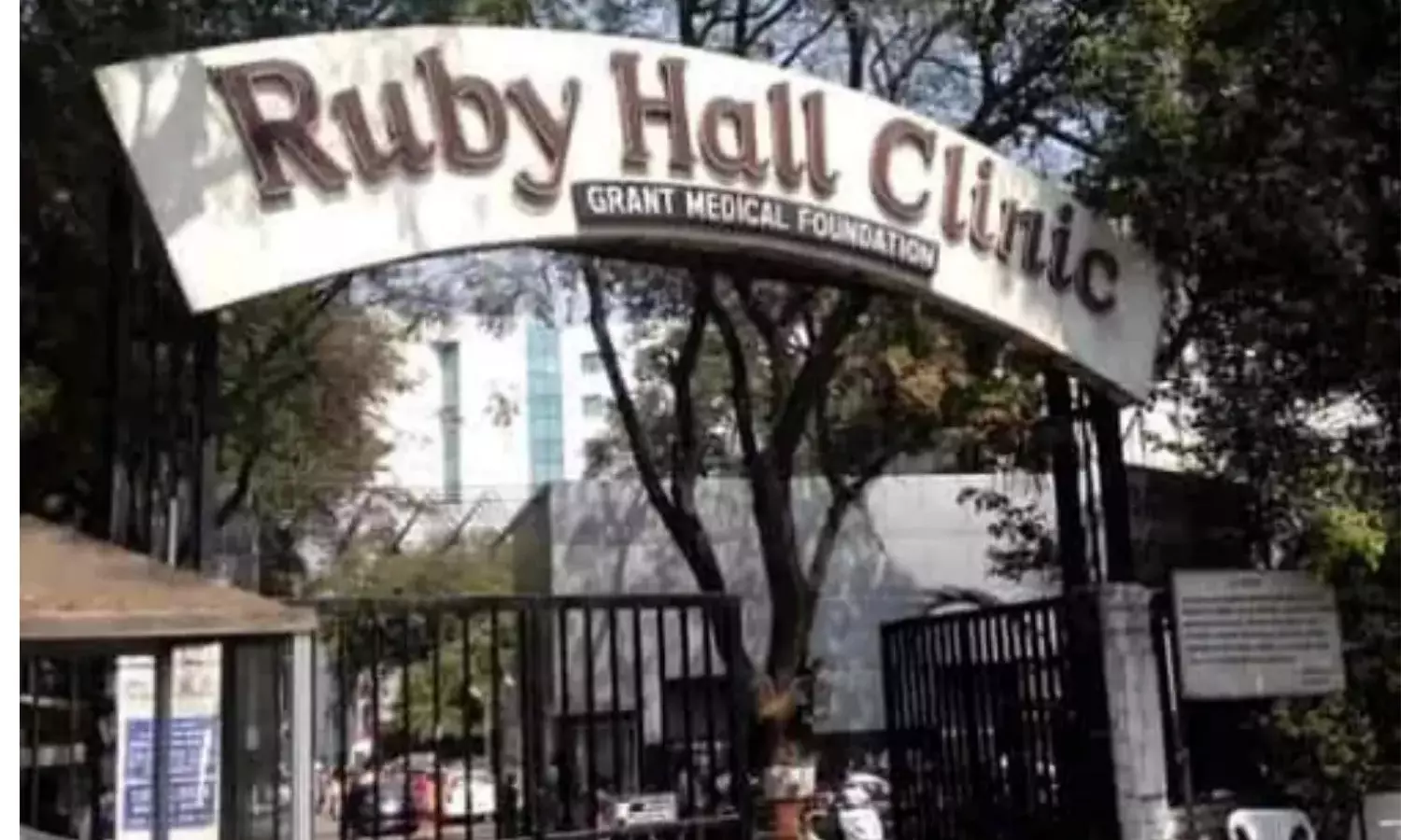 Ruby Hall clinic Director, Nephrologist, Urologist,12 others booked for malpractice in kidney transplant case