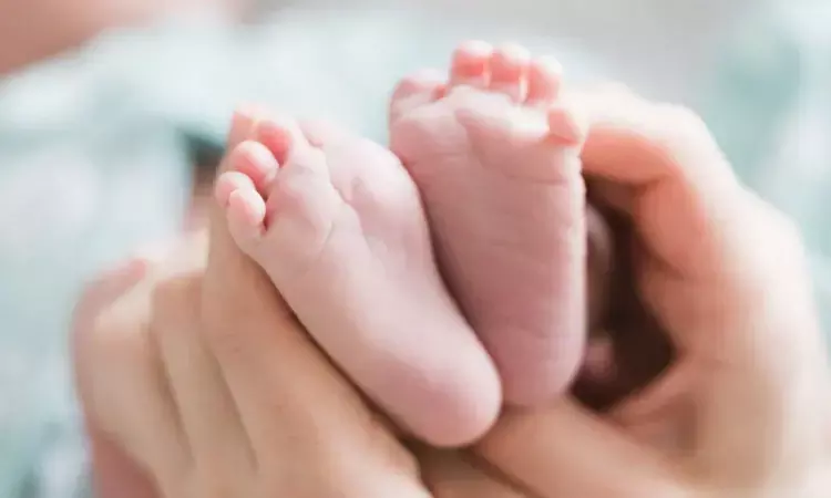 Gujarat: 3-month-old dies after mother allegedly throws daughter from hospital building
