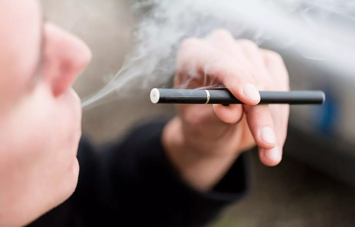E-cigarette use among adolescents linked to lifetime risk of CVD and pulmonary diseases