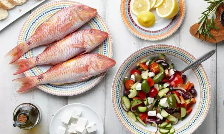 Mediterranean diet tied with low frailty risk: study