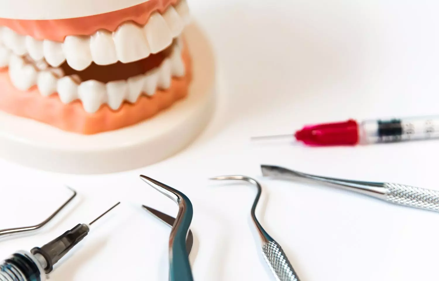 Periodontal maintenance care shortens hospitalization period among heart attack patients