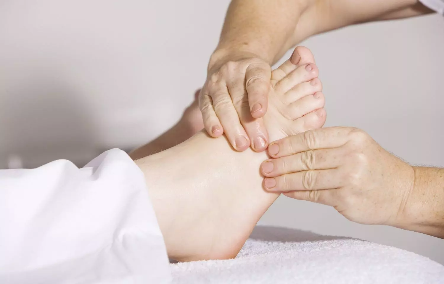 Foot Massage may Improve Sleep Quality and Anxiety in Postmenopausal Women