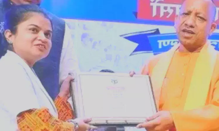 UP CM Adityanath hands over 1354 appointment letters to staff nurses