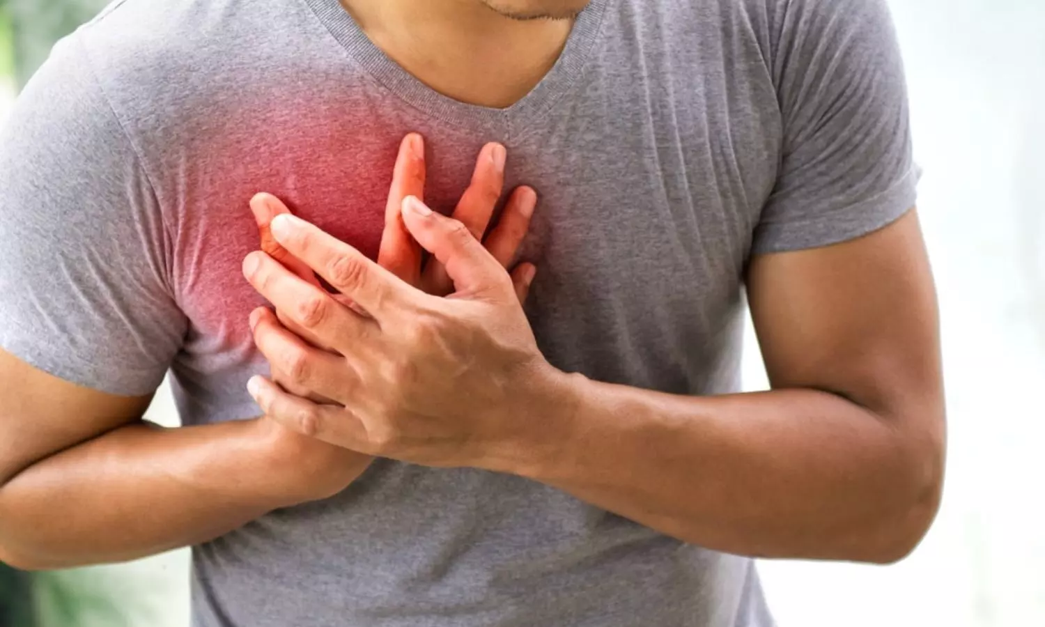 Chest pain and dyspnea warning signs of future heart attacks and heart failure