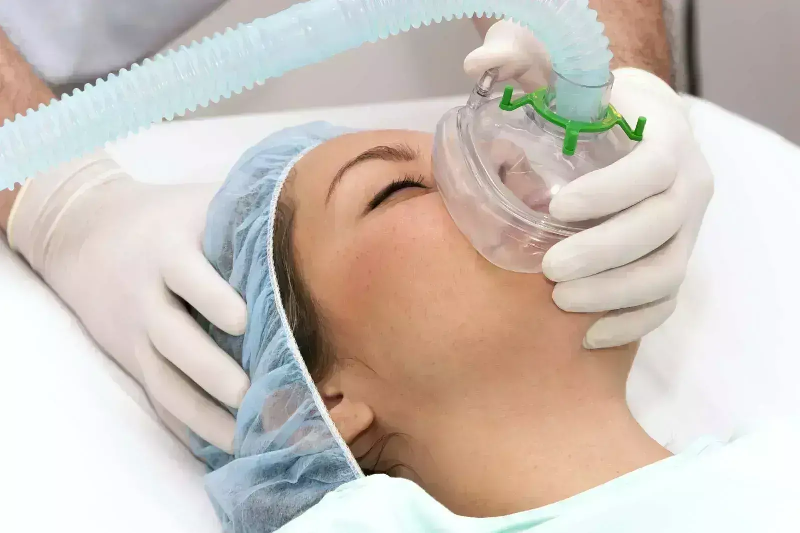 How effective is Face mask ventilation before and after neuromuscular blockade?