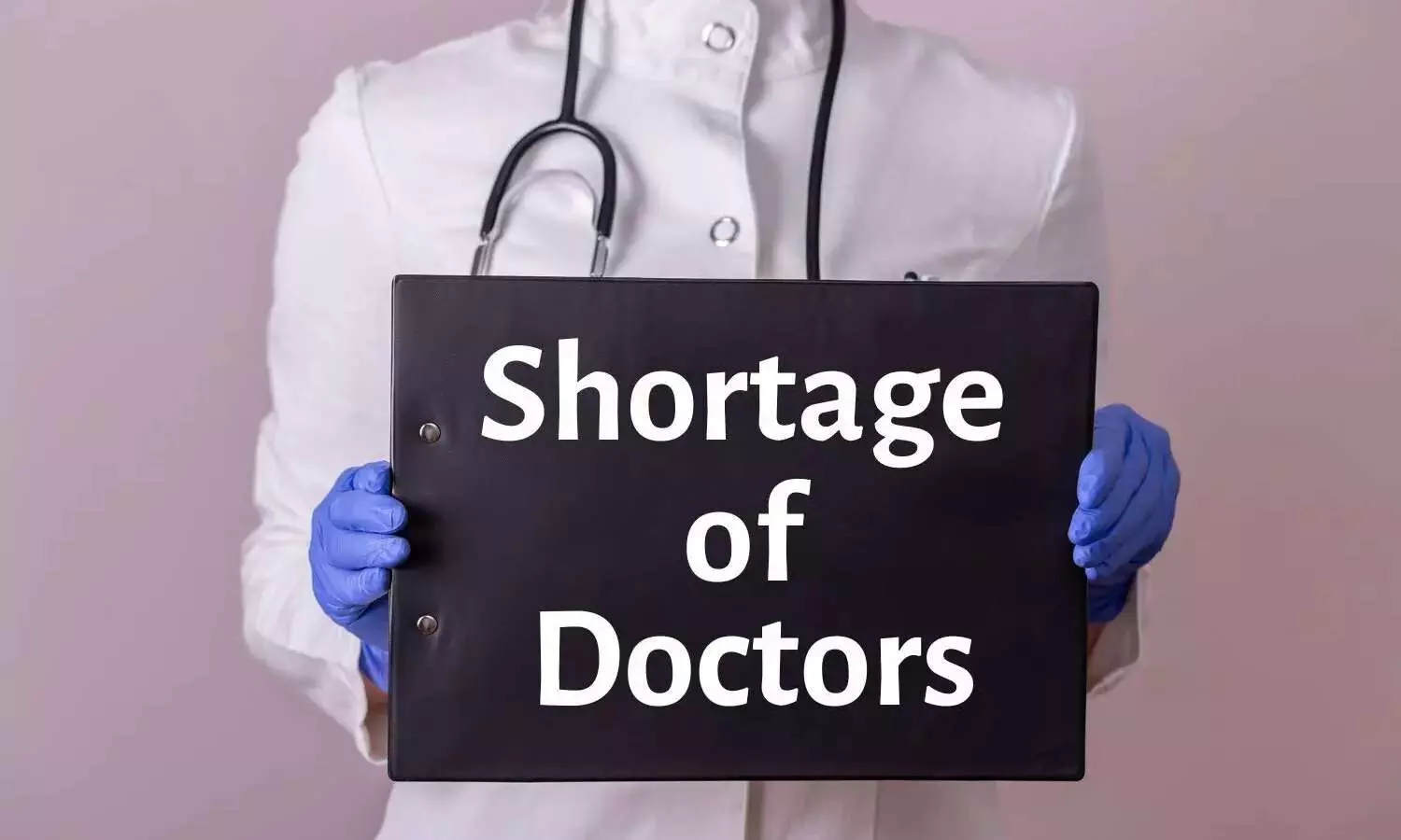 80% Shortfall of Specialist Doctors in CHCs: Health Ministry Report