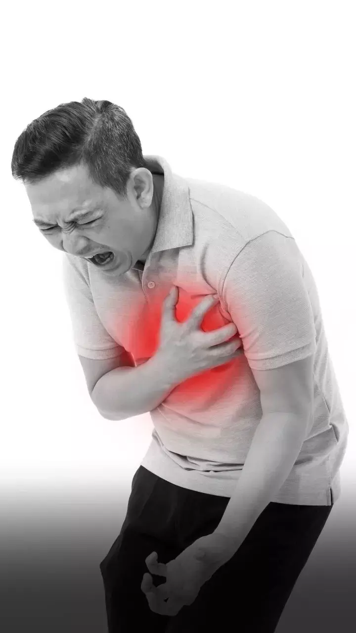 Bad Cholesterol & High Blood Pressure Contribute To Heart Attack Risk