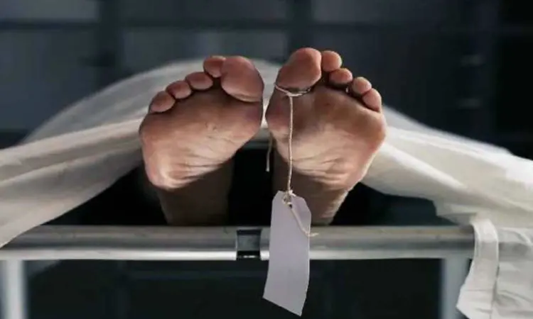 GIMS doctor hangs self at residence in Greater Noida