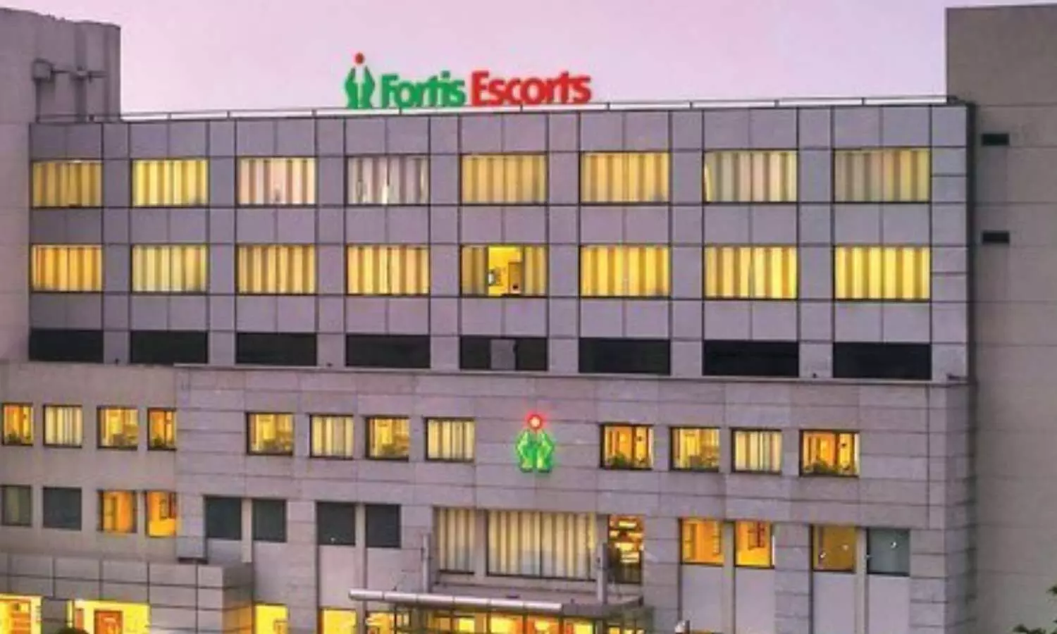 Fortis Escorts doctors perform fastest hip ball replacement surgery on 86-year-old patient in over 15 minutes