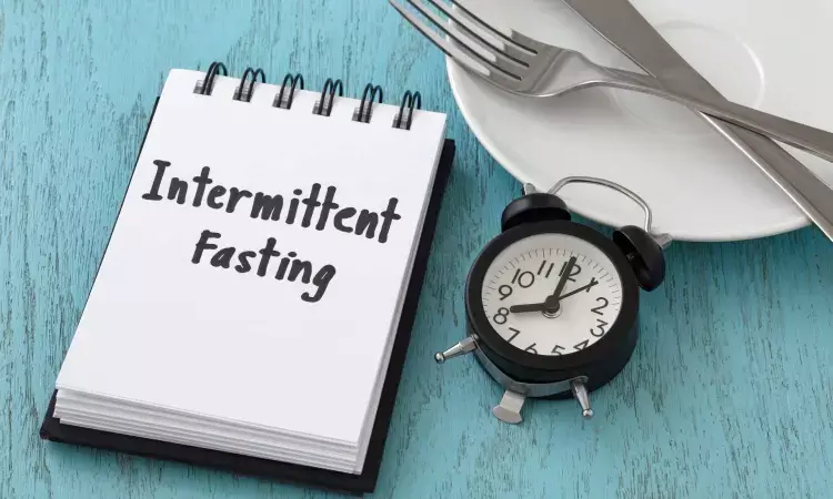 Total calories reduction and not intermittent fasting effective for long-term weight loss