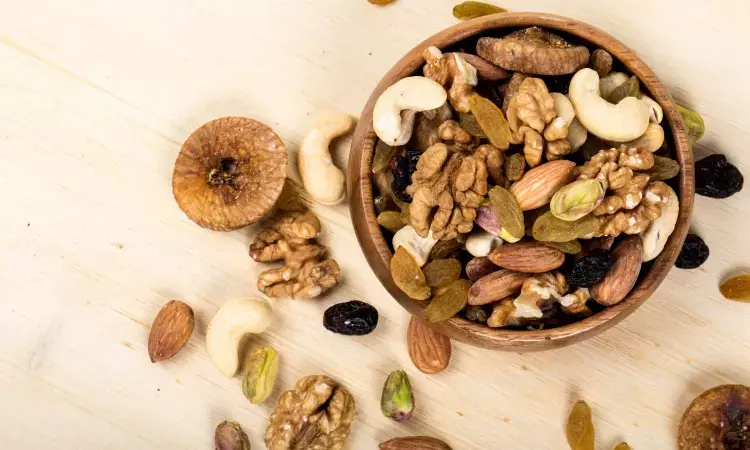 Consumption of mixed tree nuts increases serotonin and has cardioprotective effect in obese