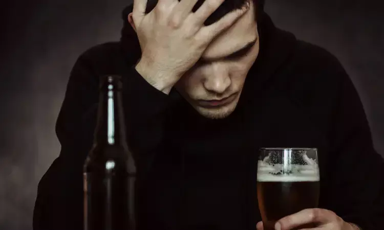 Heavy alcohol consumption tied to increased risk of dementia: JAMA