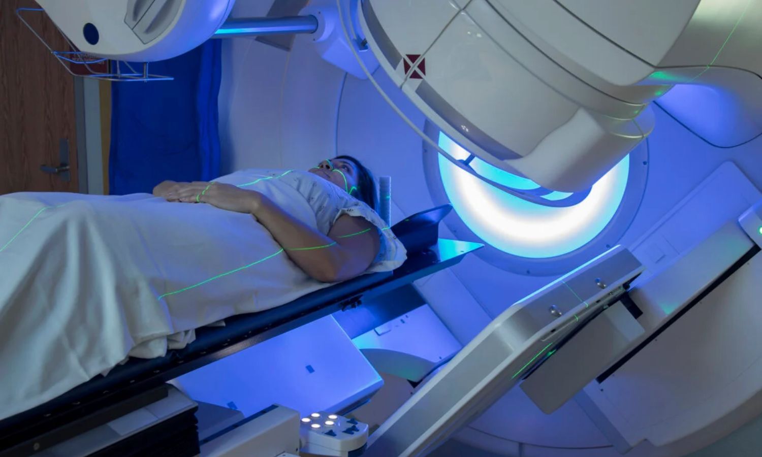 Among locally advanced breast cancer patients, PET-CT detects more ...