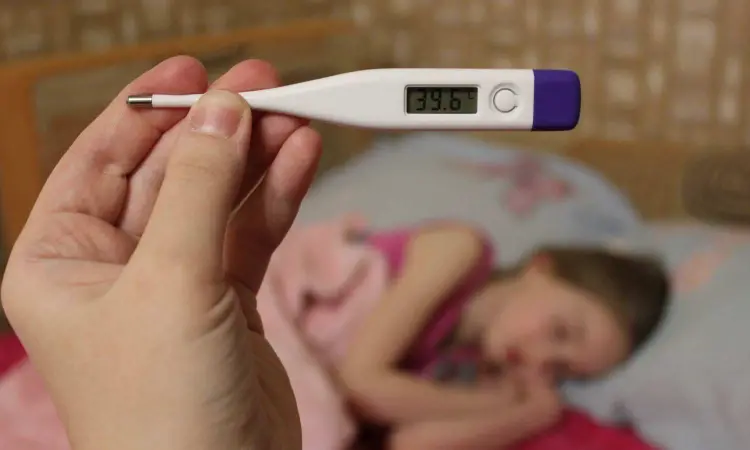 1 in 3 parents may unnecessarily give children fever-reducing medicine
