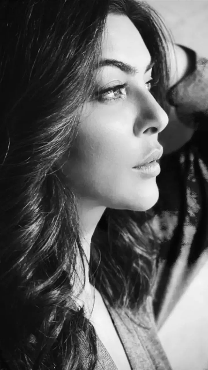 Sushmita Sen Suffers A Heart Attack