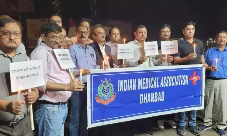 Jharkhand doctors take out candle march, threatens to go on indefinite strike over pending demands