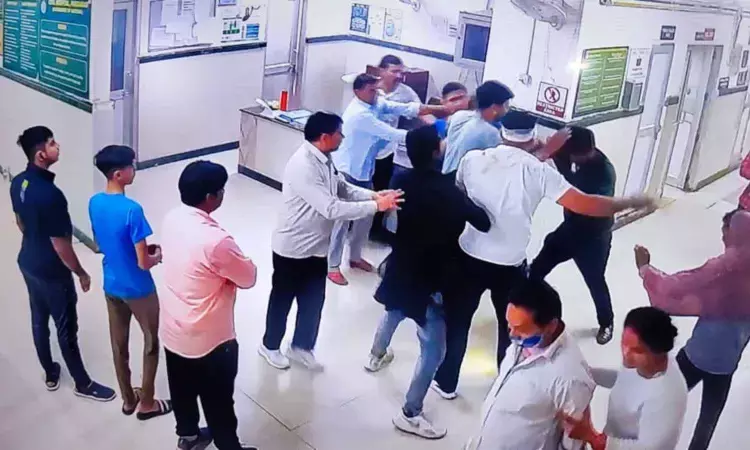 Faridabad Viral Video: 40 year old doctor on emergency duty attacked for alleged delay in treatment, 3 arrested