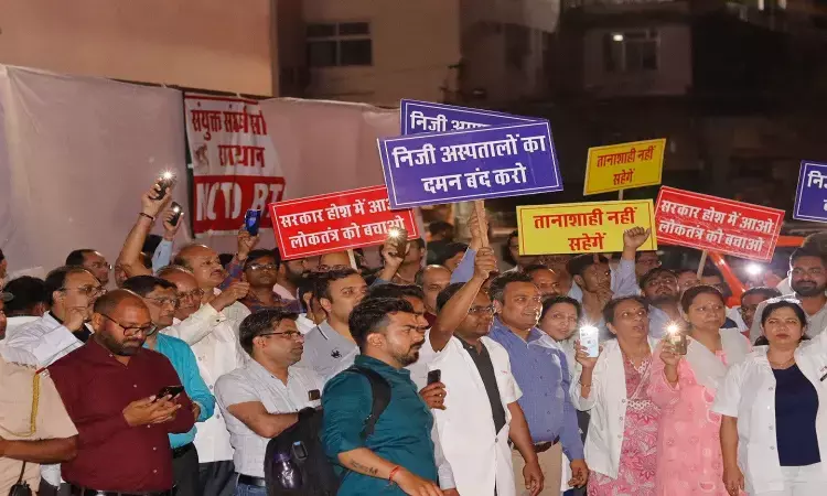 Rajasthan Right to Health Bill: Police Lathi Charge to Prevent Private Hospital Doctors from reaching Assembly
