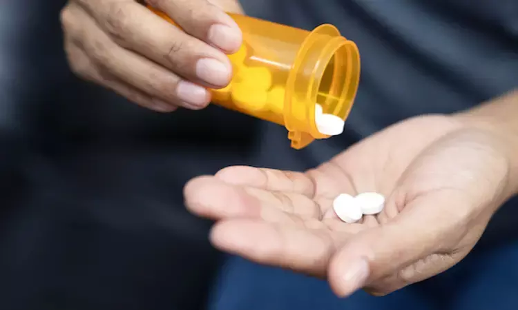 Kota: NEET aspirant hospitalised after consuming 15 paracetamol tablets by mistake