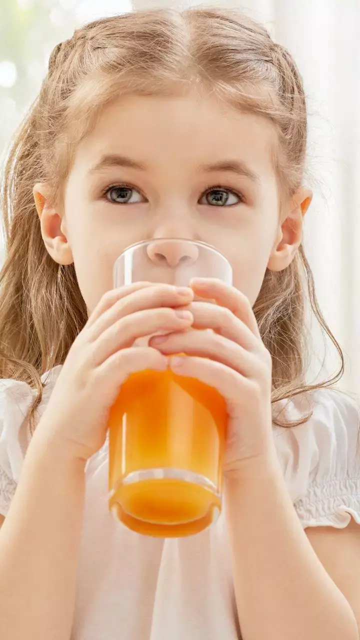 Fruit Juice Consumption By Pre-Teen Girls Has Long-Term Nutritional Benefits: Study
