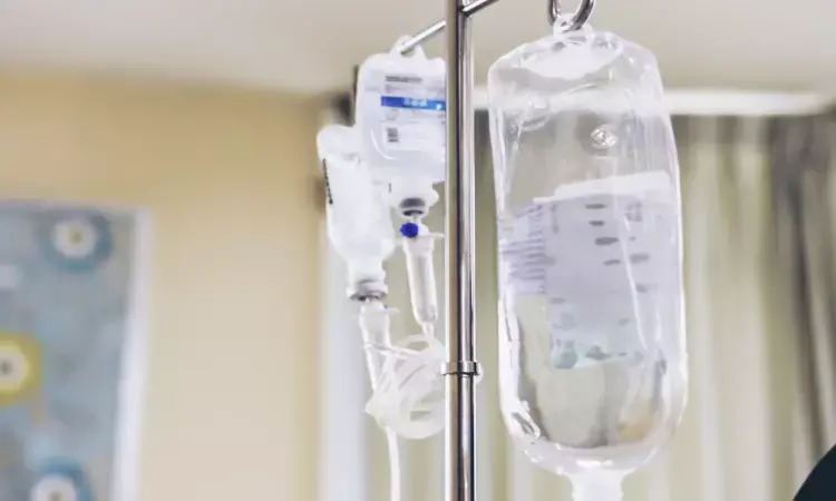 Fluid therapy in critically ill adults with sepsis- Risks and benefits