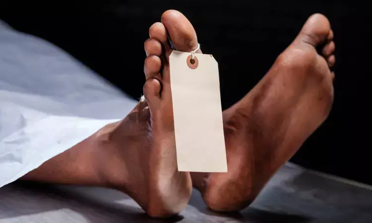 Doctor hangs self in Prayagraj, Nursing officer, brother booked for abetment