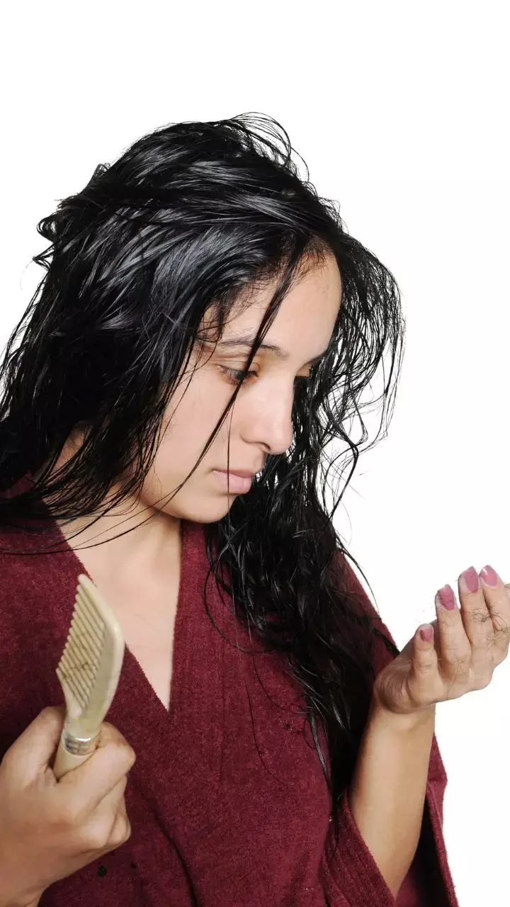 Effective Tips For Preventing Hairfall During Monsoon Season